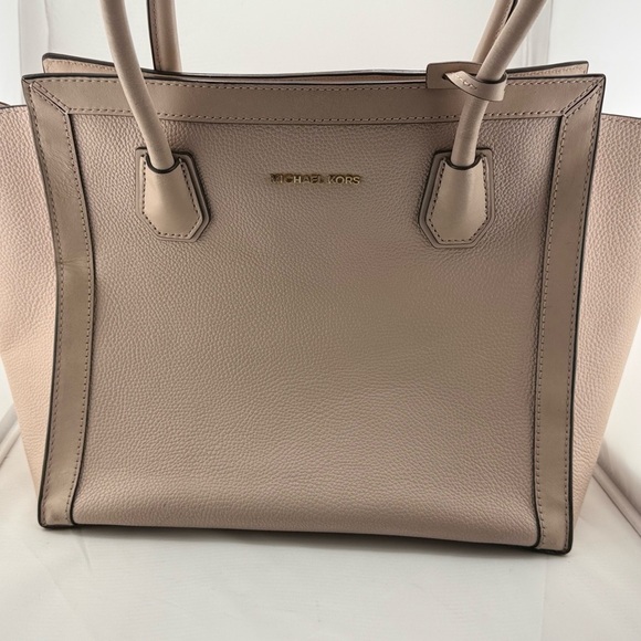 Michael Kors Beige Tote Bag - Picture 2 of 7